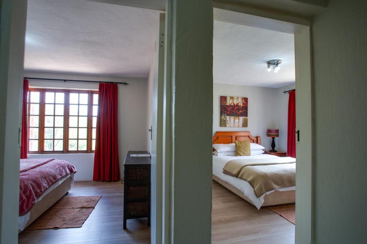 Whispering Pines Country Estate Villa Magaliesburg Buitenkant foto